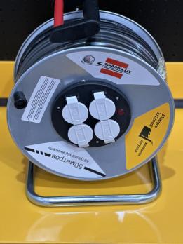 КАТУШКА 30М ПРОФ КОРПУС МЕТАЛЛ 3*2,5