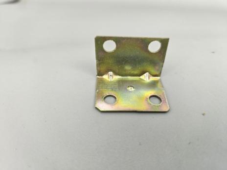 Уголок мебельный 20x20х30x1 мм