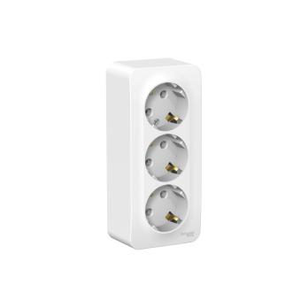 Розетка 3-ная о/у с з/к 16А 250В ИЗОЛ.ПЛ. Systeme Electric 